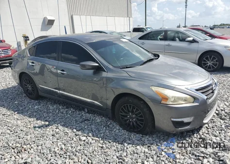 2015 Nissan Altima 2.5 from USA, damaged, VIN 1N4AL3AP7FC273328